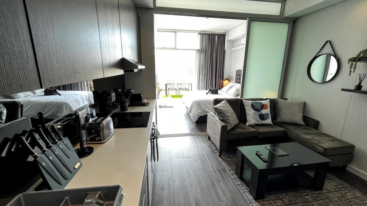 Modern Luxury Studio With Breathtaking City Views - No Load Shedding Cidade Do Cabo Exterior foto
