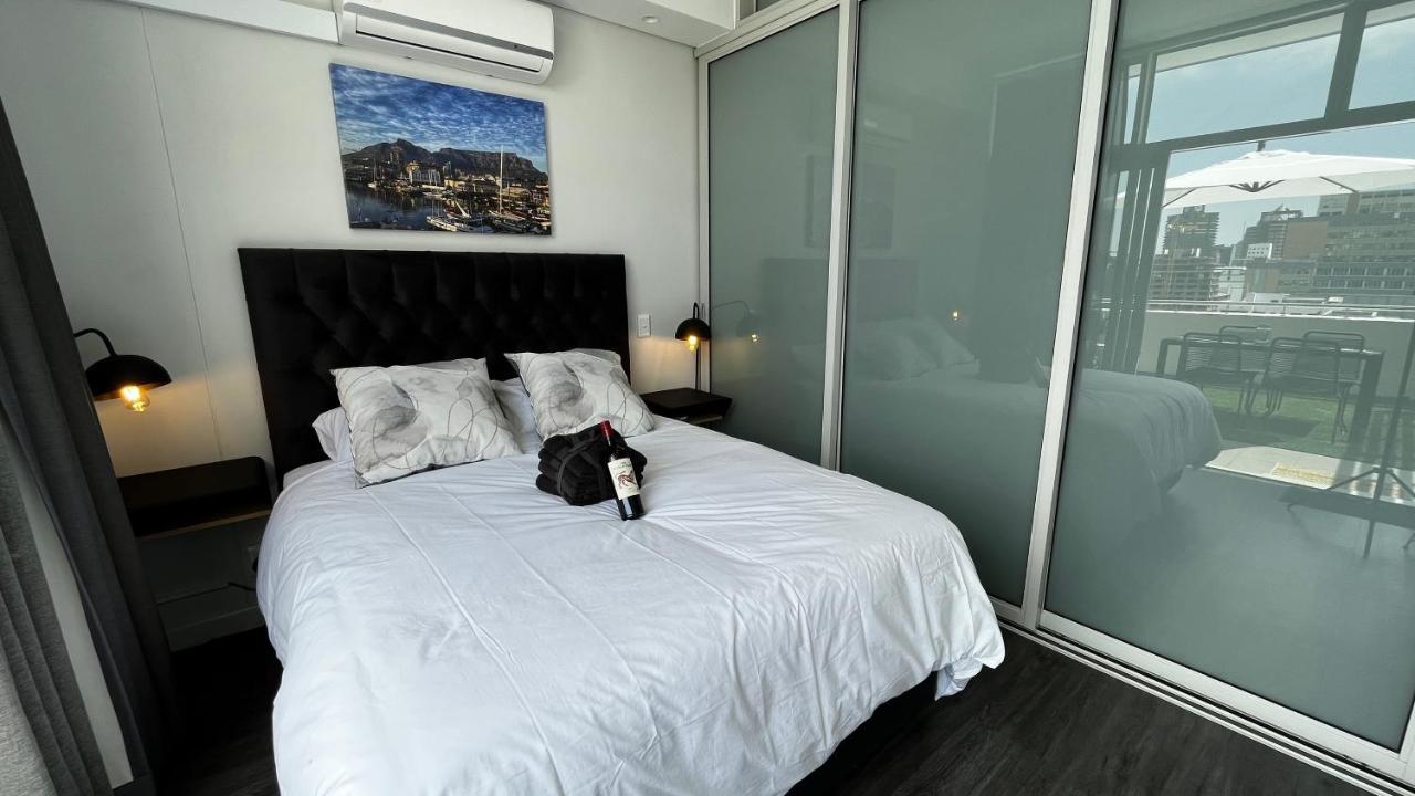 Modern Luxury Studio With Breathtaking City Views - No Load Shedding Cidade Do Cabo Exterior foto
